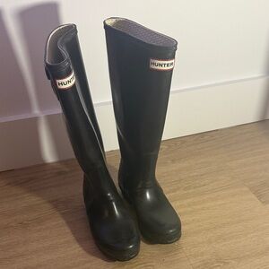 Hunter Classic Black Rain Boots
